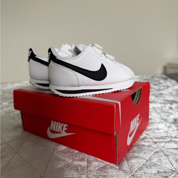 Infant Nike Cortez - Picture 1 of 4